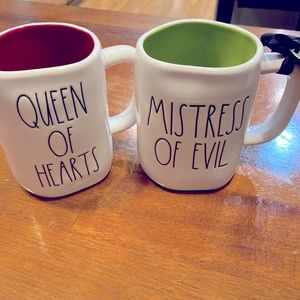 ⚡️NWOT⚡️Rae Dunn Queen of Hearts Alice in Wonderland and Villain Mugs